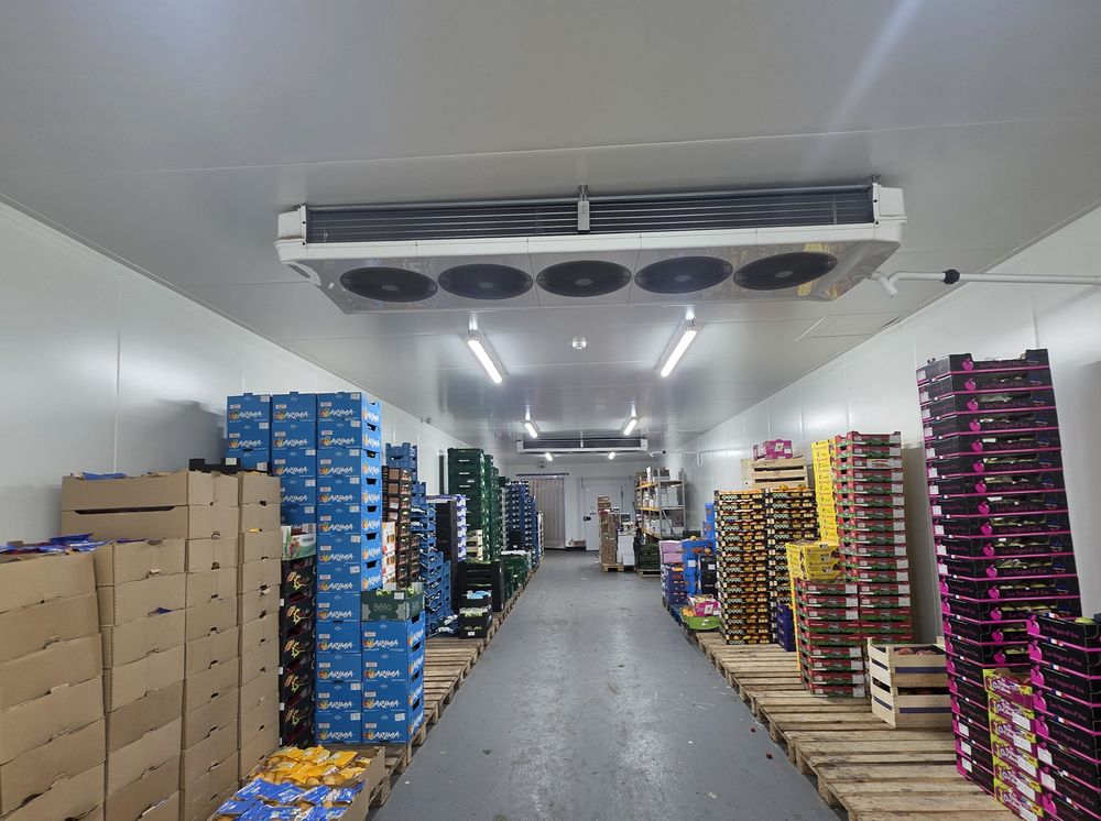 Grande chambre froide positive de stockage de fruits et légumes, avec évaporateur à cinq ventilateurs